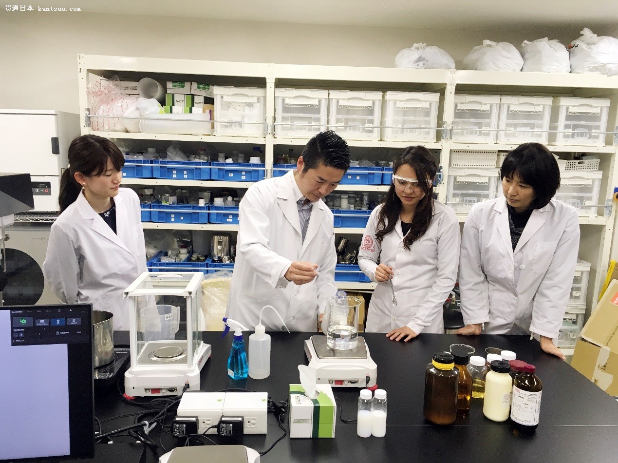 为用户提供“一人一方”的动态护肤方案